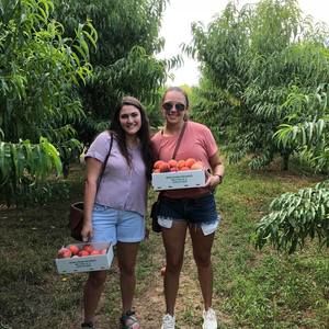 Meet your Posher, Grace